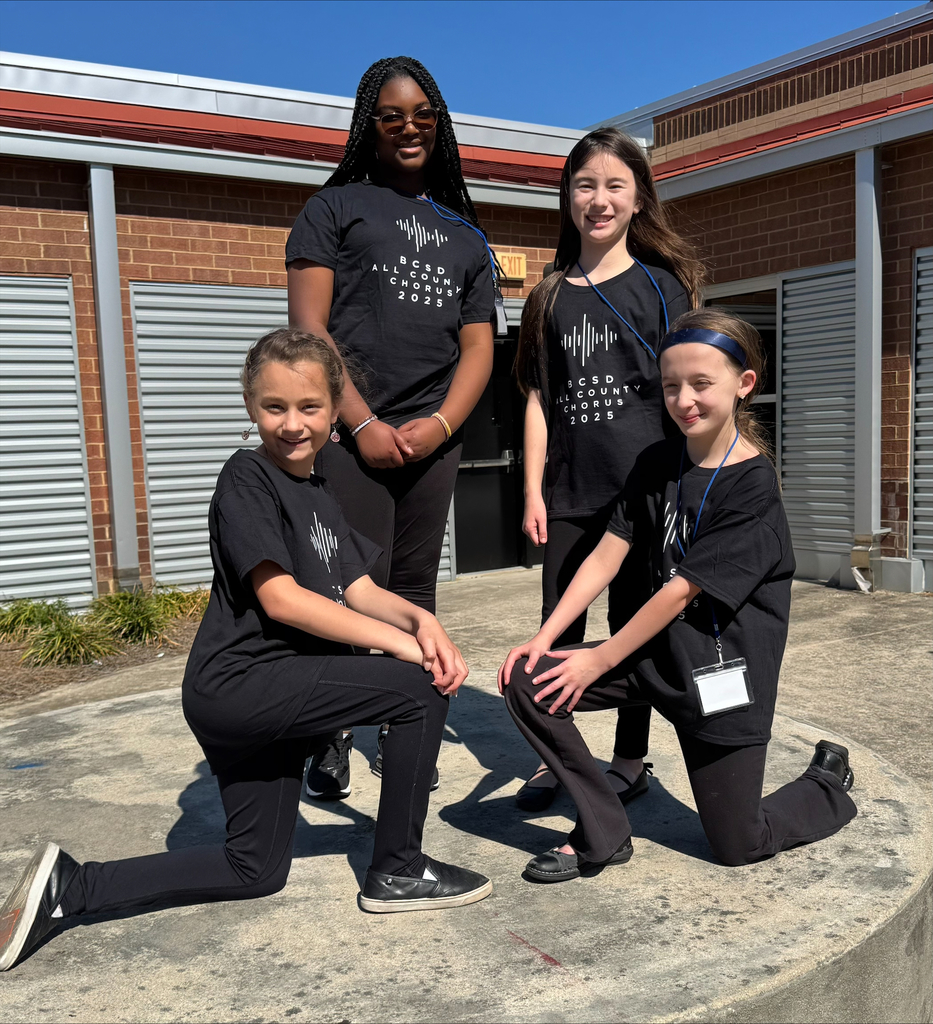 4 HHA students at All County Chorus