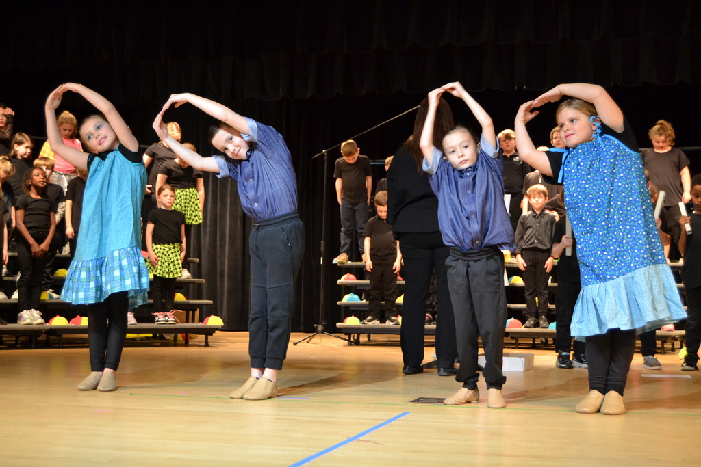 HHA 2nd Grade Show