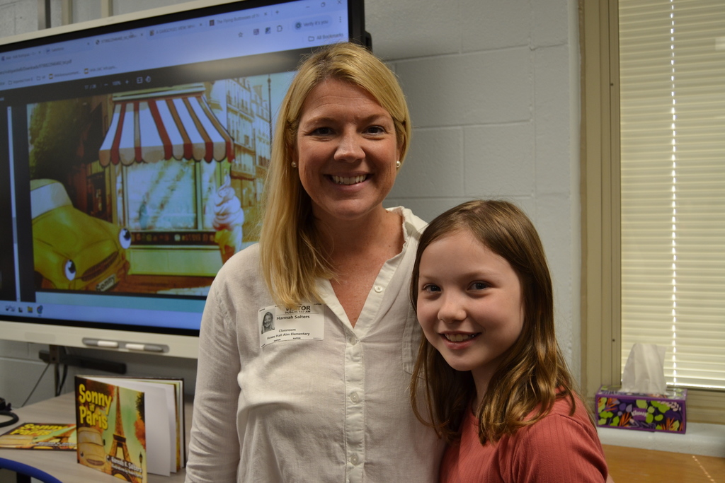 HHA students working with author Hannah E. Salters 