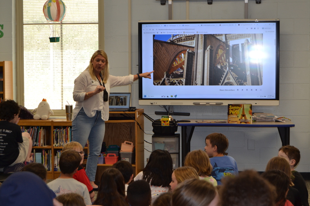 HHA students working with author Hannah E. Salters 