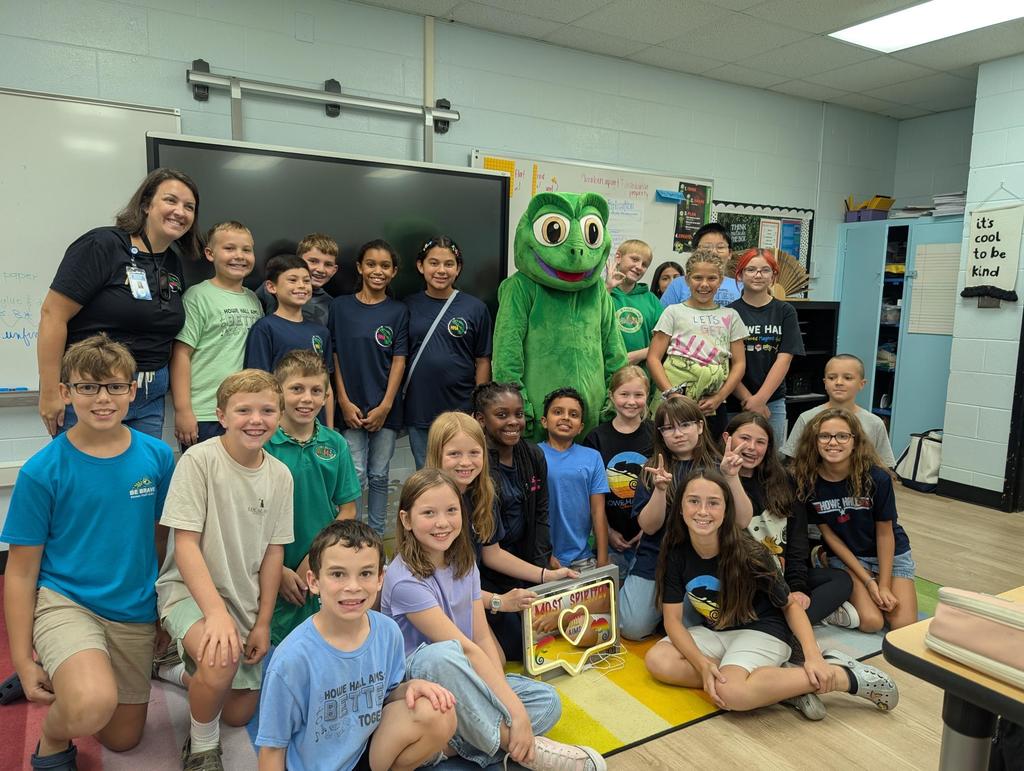 Class photo with Chameleon