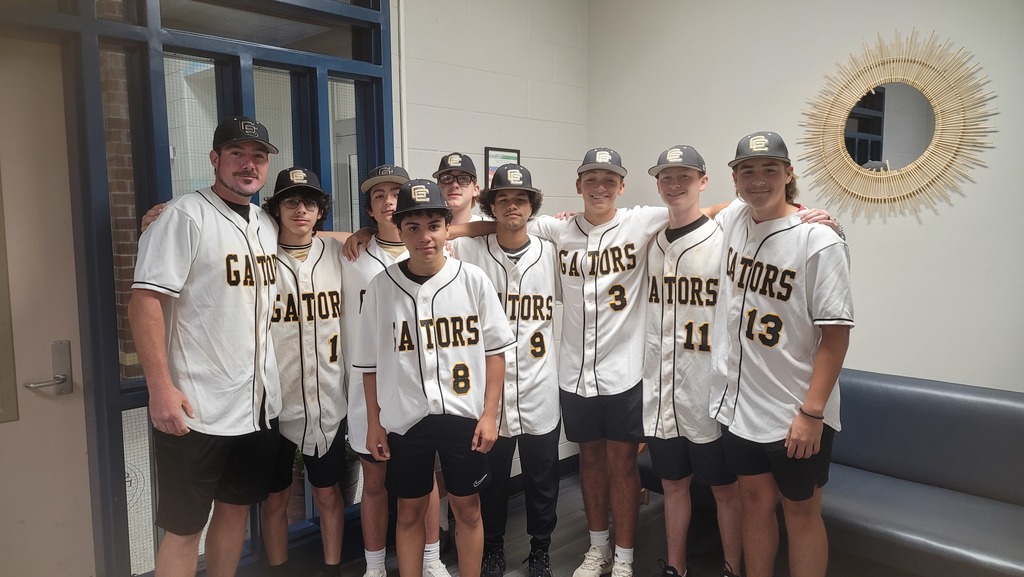 GCH Baseball team welcomed GCE students to school!