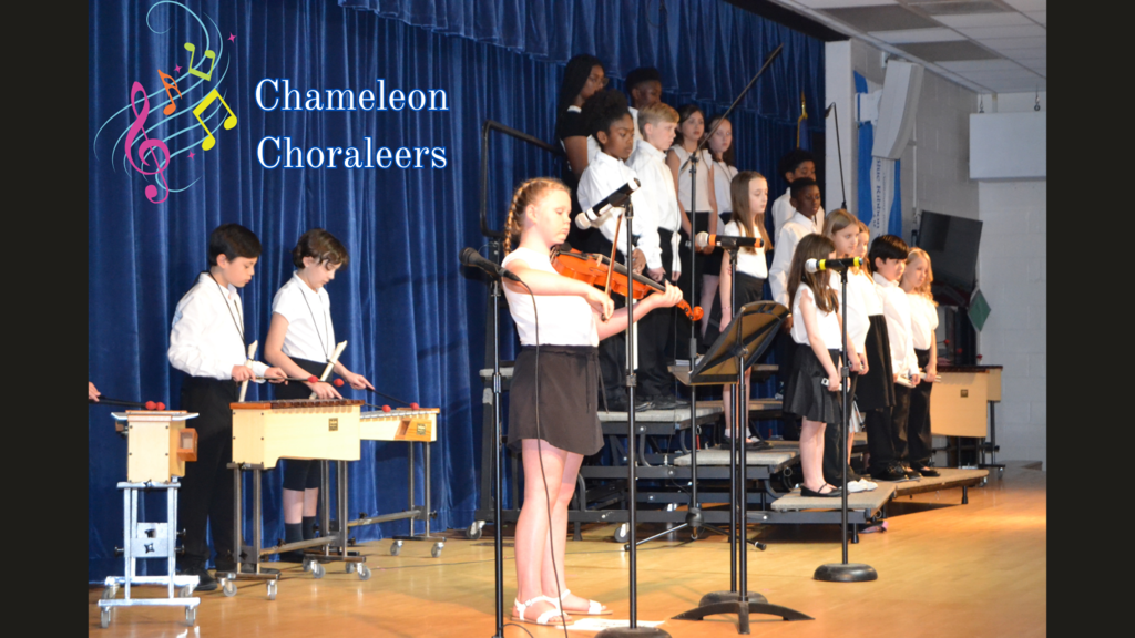 Chameleon Choraleers performing at HHA