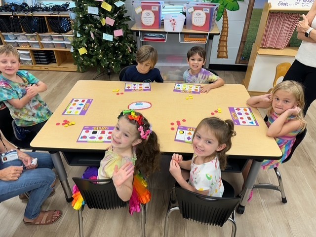 Kids playing shape bingo