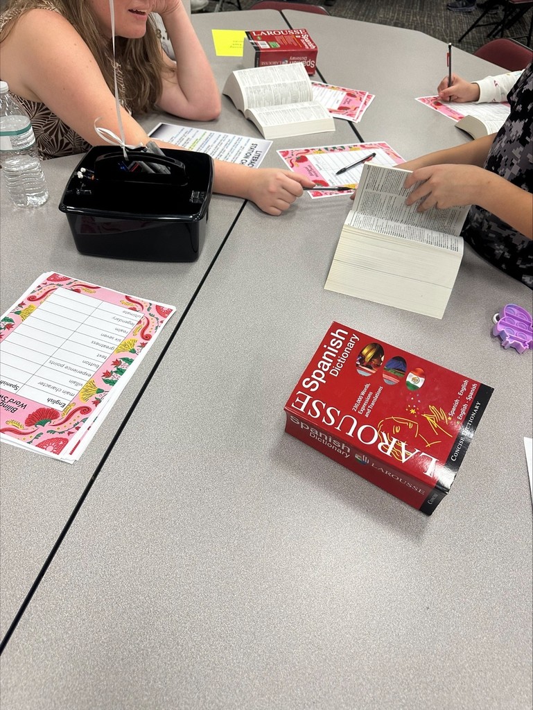 bi lingual word game