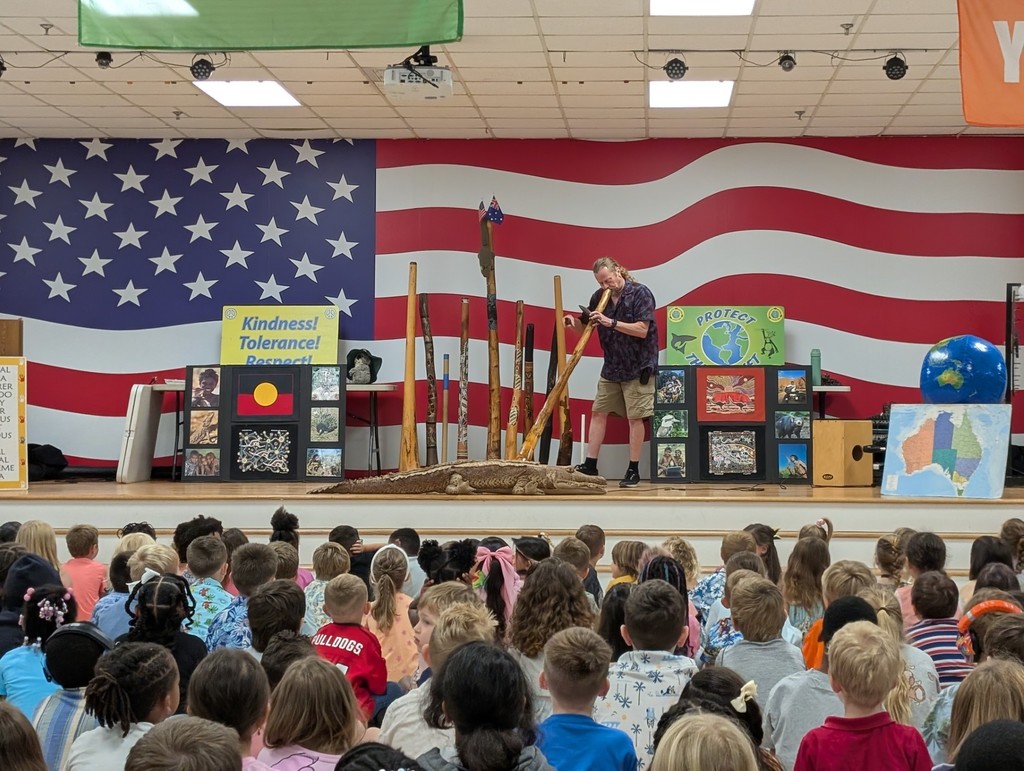 Didgeridoo Performance 1