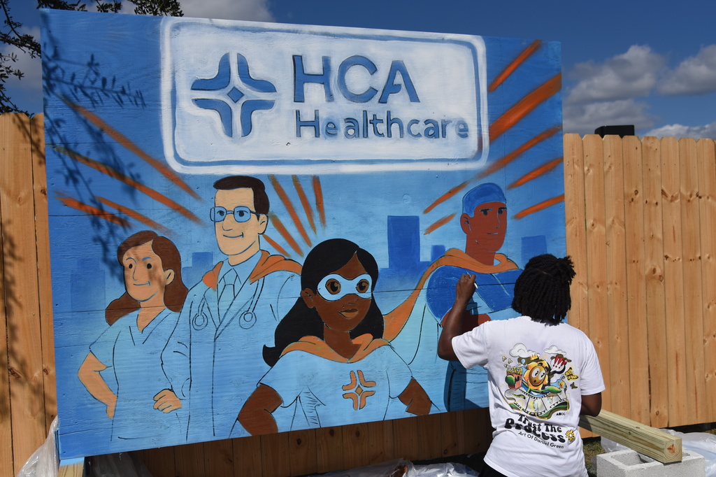 HCA healthcare mural