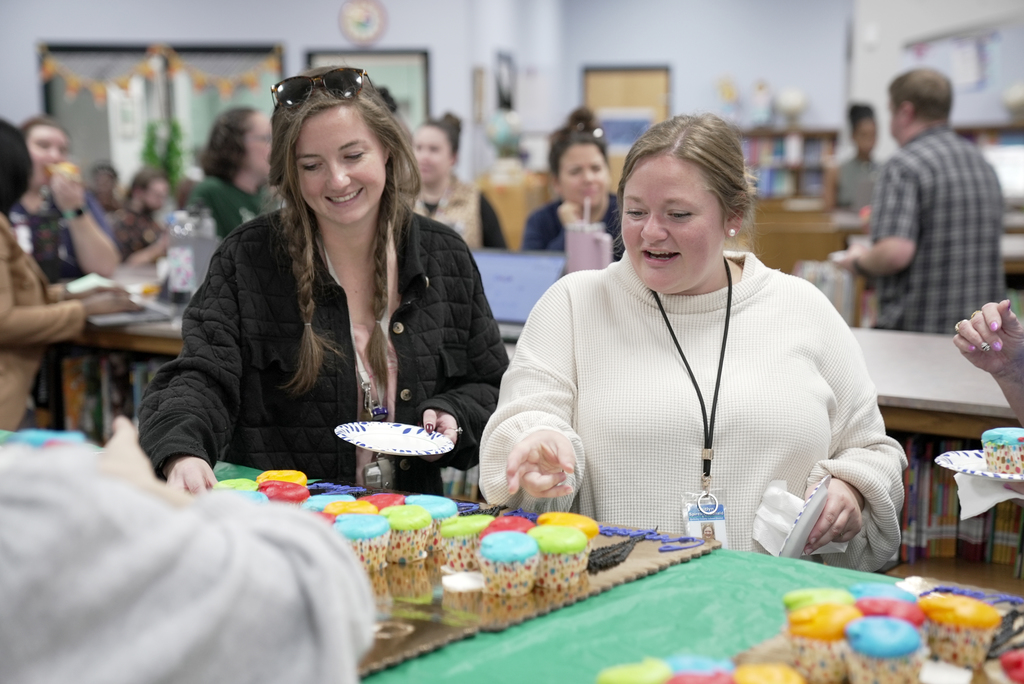 teacher getting cupcake
