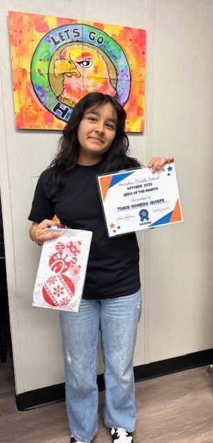7th grade Student of the month Thais Romero Quispe with certificate