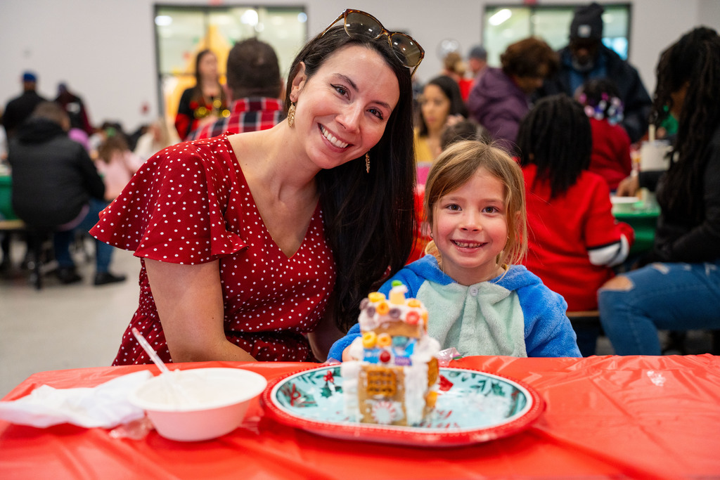 mom and student smiling
