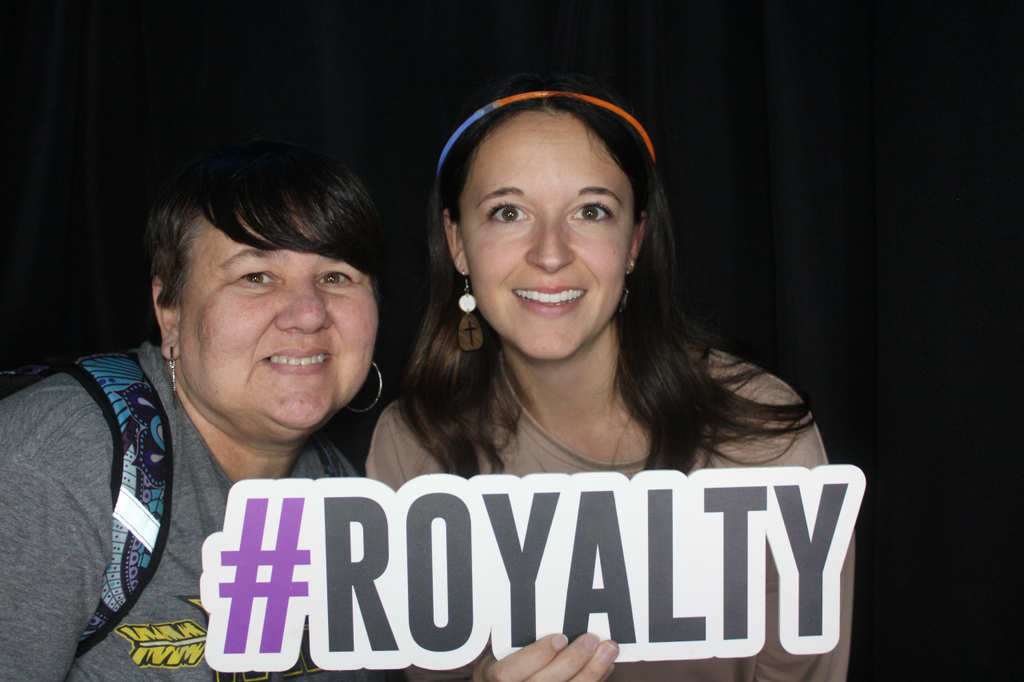 Glow in the dark dance