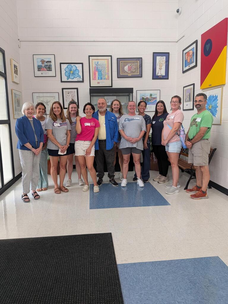 💚 A huge thank-you to our wonderful parent volunteers! 💚 Our teachers enjoyed a well-deserved duty-free lunch today, thanks to our parent volunteers who gave their time to make it possible. We truly appreciate all you do for our teachers and school community! 