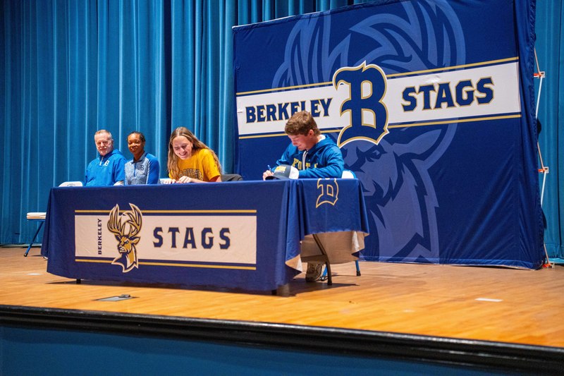 BHS signing table
