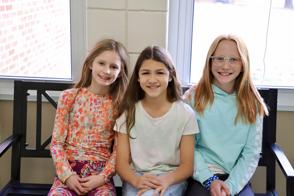 Emily Hendrix, Gwyneth Switzer and Marissa Ickes