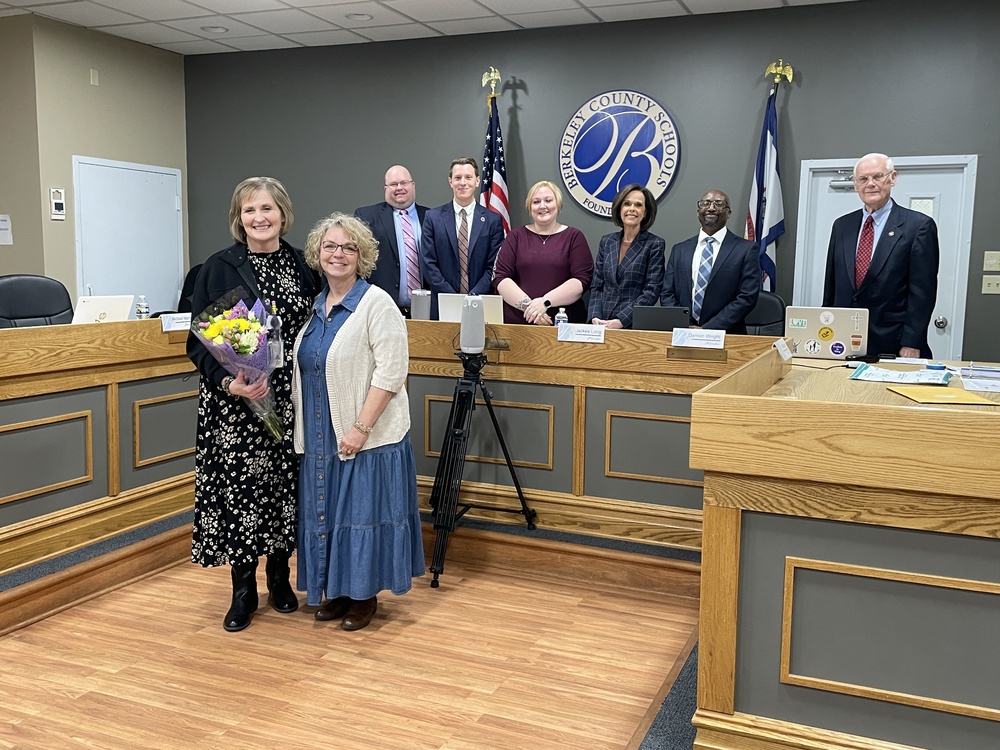 Bard Ferguson, Patrica Edwards, Board members, and Dr. Saxe. 