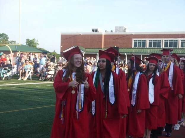 Spring Mills Graduates