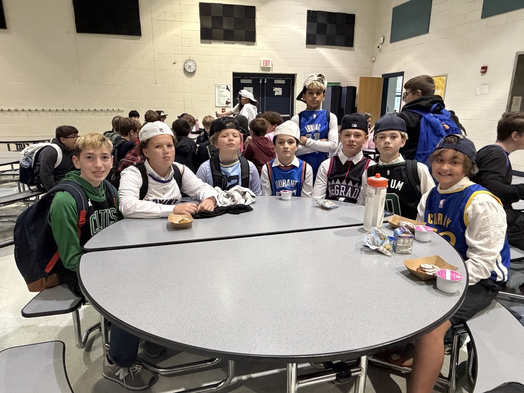 BMS Spirit Week Twin Day