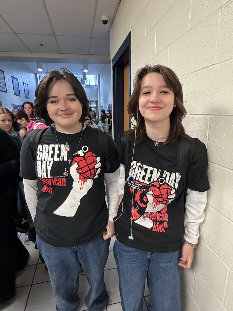 BMS Spirit Week Twin Day