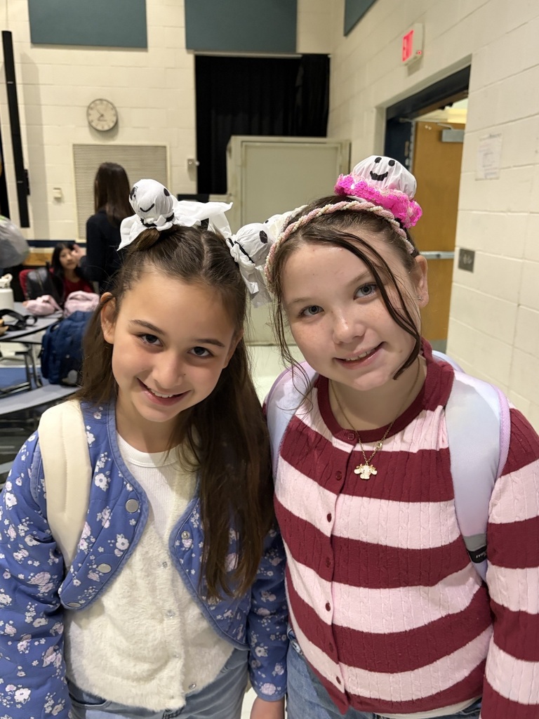 BMS Spirit Week Twin Day