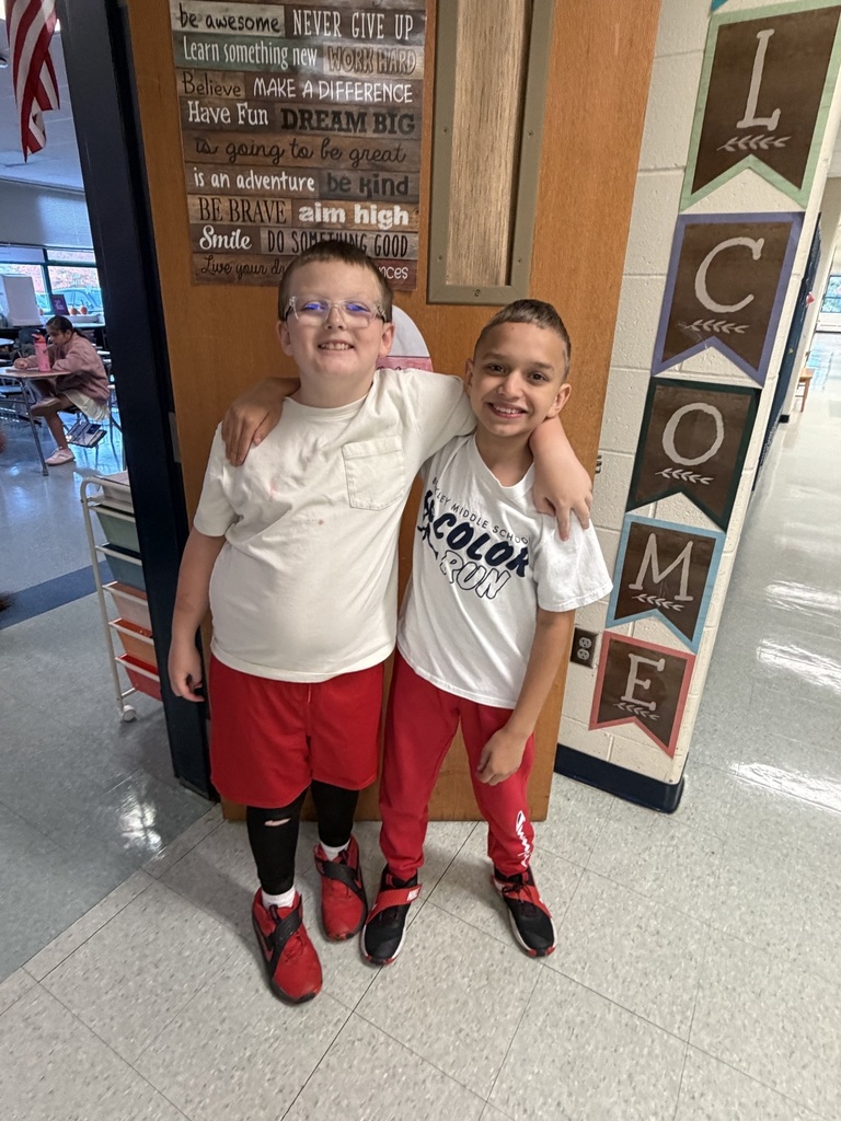 BMS Spirit Week Twin Day