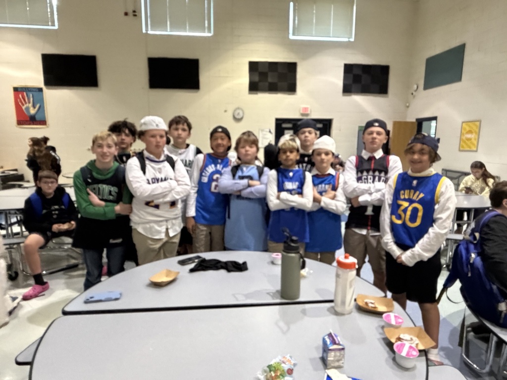 BMS Spirit Week Twin Day