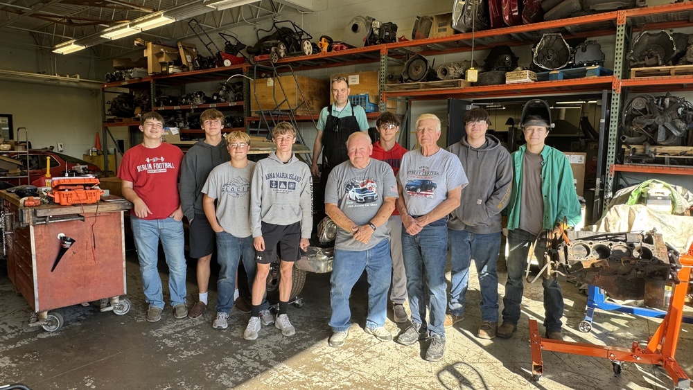 stret cruisers donate to tech ed