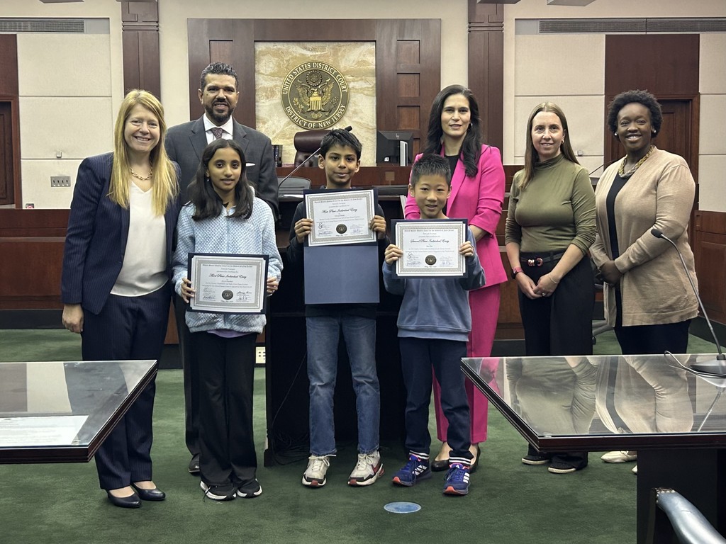 children receive award