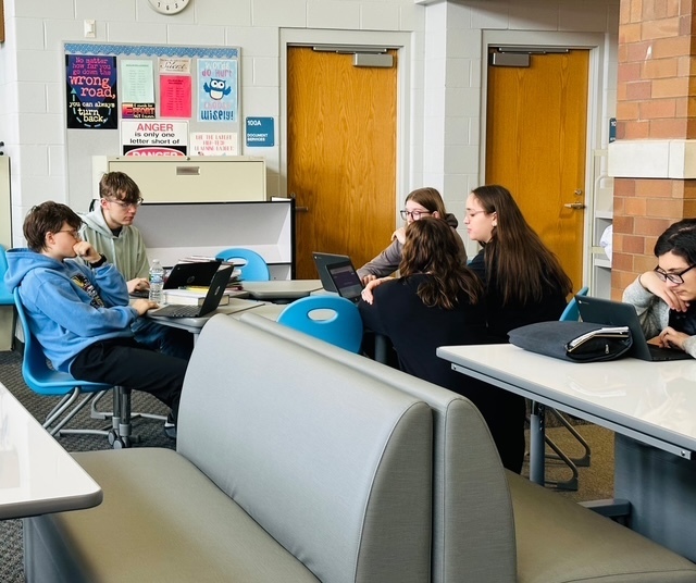 BTHS students sign up for LinkedUp Connect