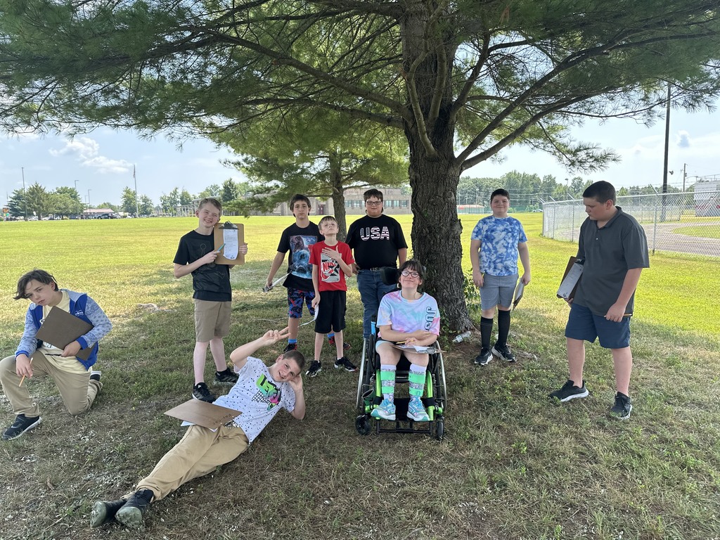 Students went on a scavenger hunt to get familiar with the school.