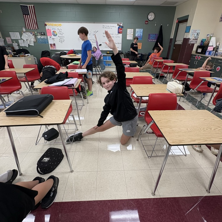 To kick off a new school year, Mrs. Carnahan’s classes completed an activity to define what makes a good classmate. Students also played “Would You Rather” to ease back into the new school year.