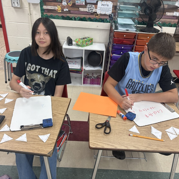 7th graders teamed up to solve a puzzle full of adding and subtracting rational numbers 🧩➕➖