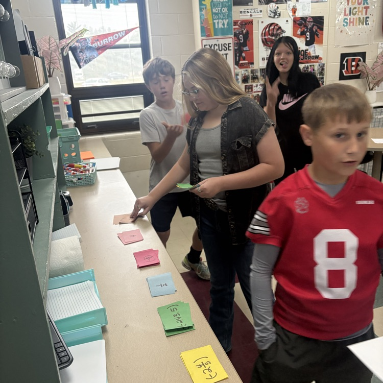 Our 7th graders took charge of their learning today! They used a rubric to create and solve their own multiplication expressions with rational numbers. 👏🧮