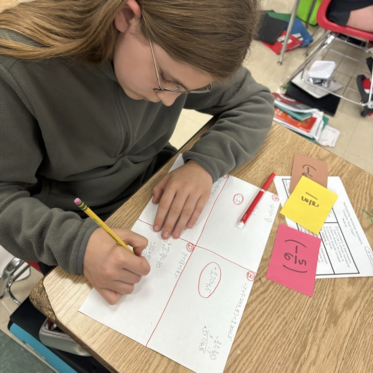 Our 7th graders took charge of their learning today! They used a rubric to create and solve their own multiplication expressions with rational numbers. 👏🧮