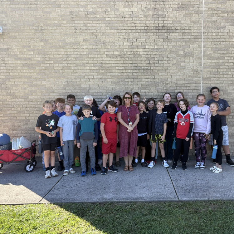 Mrs. Carnahan’s homeroom enjoyed their extra Flex for winning the Sixth Grade Penny Wars.