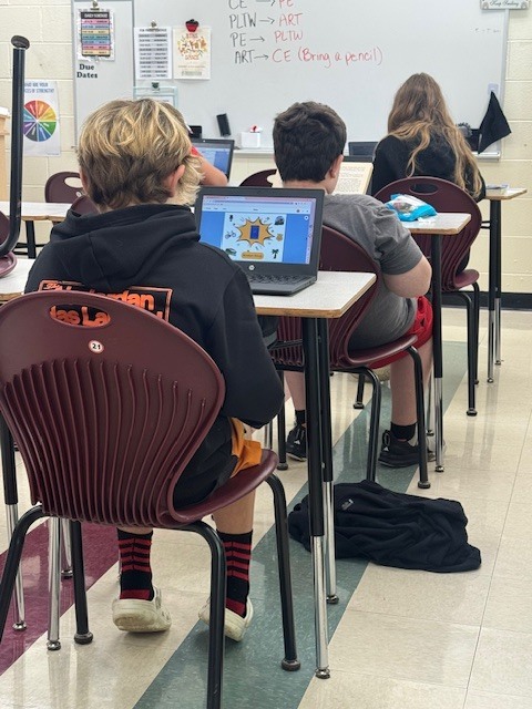Mrs. Starline’s language arts students wrapped up their Hoot novel unit with a creative twist! 📚 Using Book Creator, they brought their learning to life through digital storytelling — combining literacy, creativity, and technology to showcase their understanding in an engaging way. 💻🦉