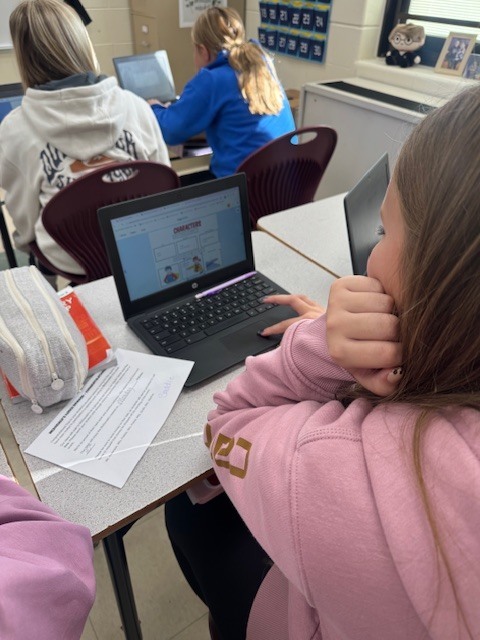 Mrs. Starline’s language arts students wrapped up their Hoot novel unit with a creative twist! 📚 Using Book Creator, they brought their learning to life through digital storytelling — combining literacy, creativity, and technology to showcase their understanding in an engaging way. 💻🦉