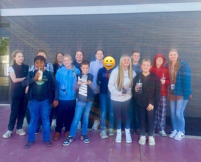 Some of Mrs. Starline’s students earned a special lunch at McDonald’s to celebrate their outstanding behavior during the first quarter! 🍔👏 Great job following the Tiger Way!