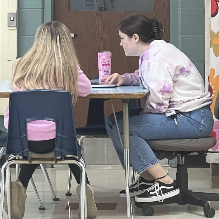 Students are working on replacing existing verbs with more specific, stronger verbs while in Ms. Kincer’s 8th grade ELA class.