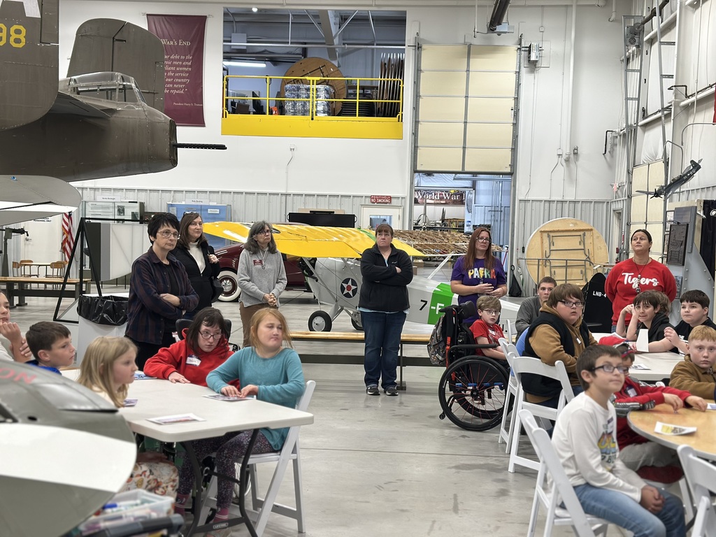 Students had a fun day at the Tri-State Warbird Museum! Students learned about military pilots, different kinds of aircraft, and how veterans sacrificed for our country during WWII. They also had the opportunity to make a craft and sit in a military Jeep! 
