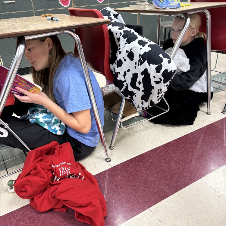 The sixth grade teachers would like to thank everyone who donated to their Read-a-Thon fundraiser. 