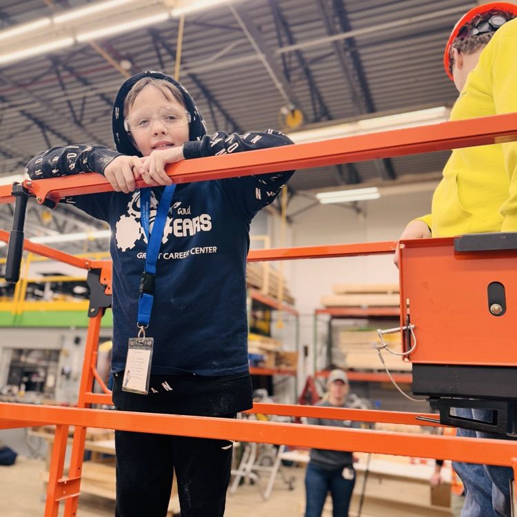 The 6th grade boys had a great time at Grant's Guys with Gears!