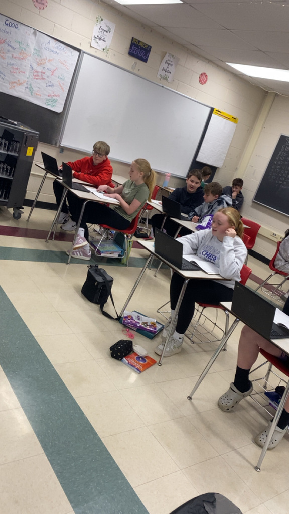 Mrs. Pipes’ ELA classes worked in groups to read about medical discoveries in our brain unit. 