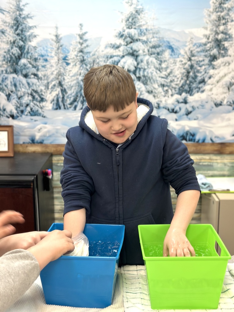 The recent weather brought a perfect opportunity to study how animals survive cold climates. Mr. Thomas joined students in a blubber challenge!