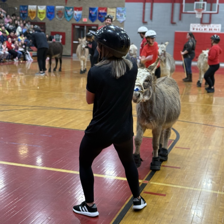 A BIG thank you to everyone who participated, helped with, and came out to our Donkey Basketball event for a fundraiser for BTMS students! The "excitement" of a pipe bursting in the office setting off the fire alarm could not stop the fun for long!😁💦