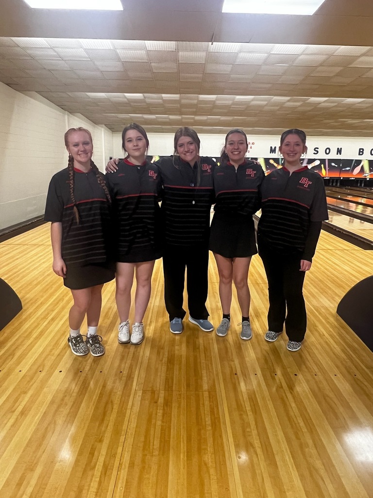 girls bowl team photo