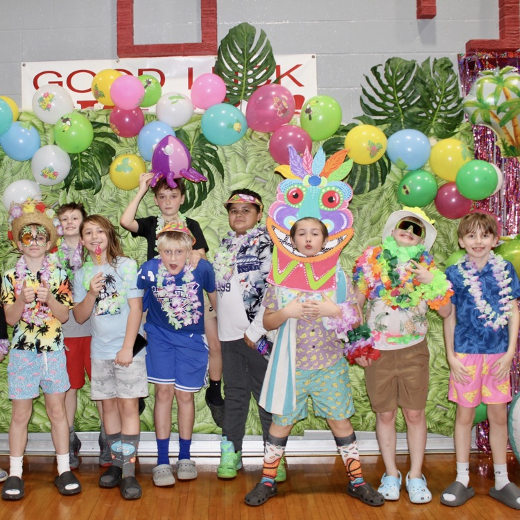 This year’s luau dance was so much fun and memorable!  The students danced, took pictures, ate pizza and danced some more.  Thanks to everyone for making it a successful night!