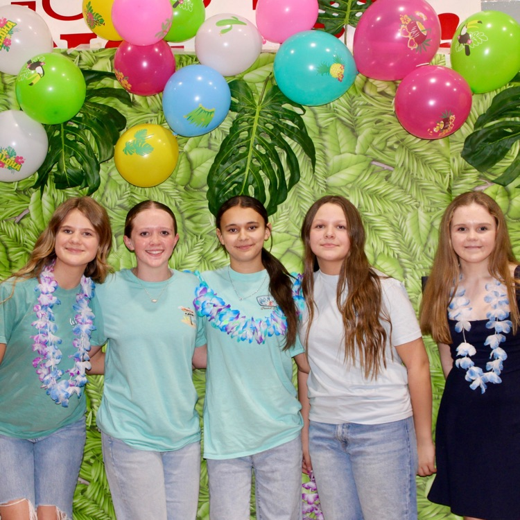 This year’s luau dance was so much fun and memorable!  The students danced, took pictures, ate pizza and danced some more.  Thanks to everyone for making it a successful night!