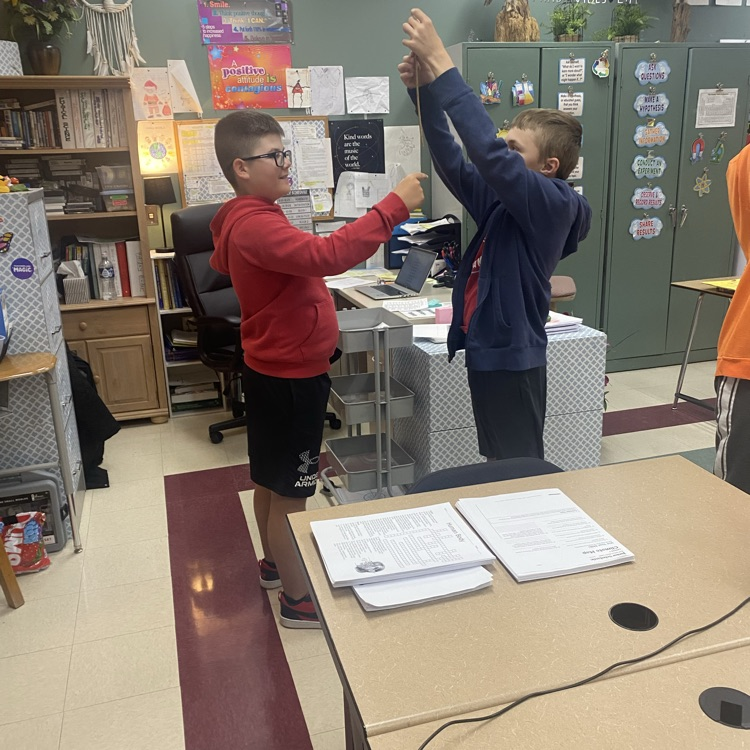 Students in Mrs. Patrick’s science class are learning about the brain and nervous system. They did an activity called the “Ruler drop test” to see their response/reflex time.