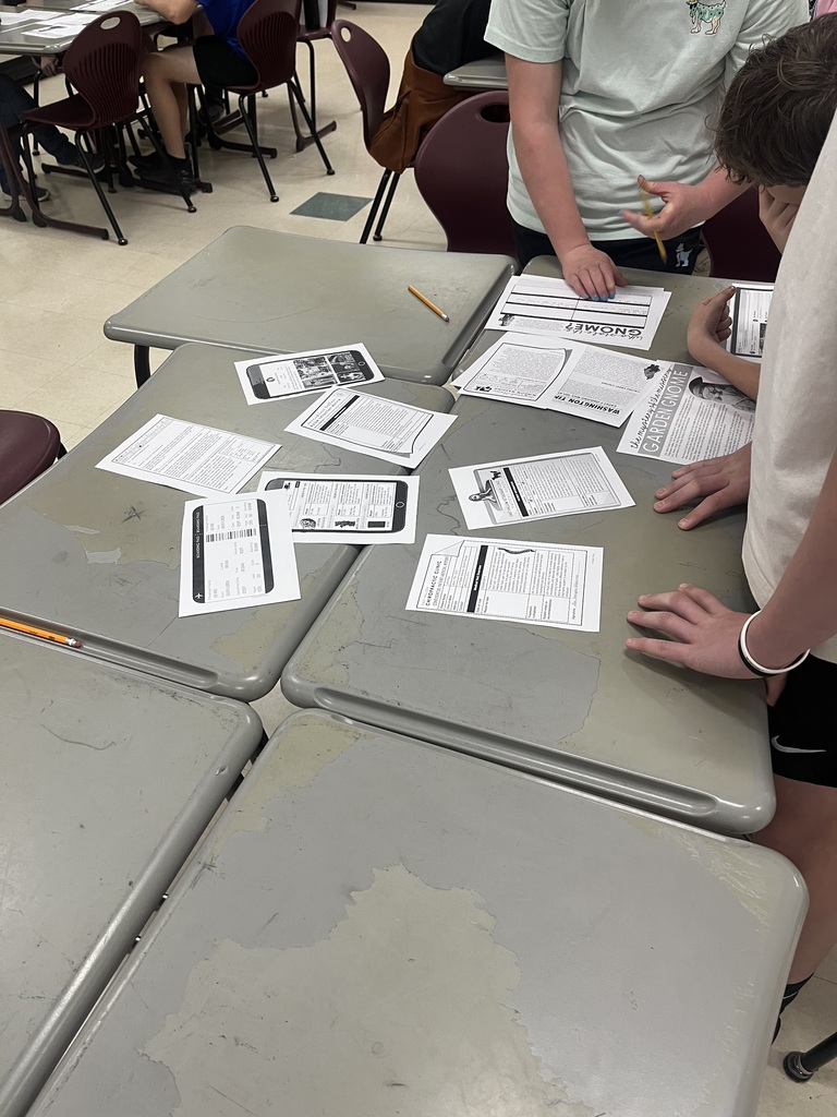 For the final day before ELA State Testing, 8th graders in Ms. Kincer’s class practiced evaluating evidence and writing thesis statements and counterarguments/rebuttals by working together to solve the mystery of who stole the garden gnome! 🕵️