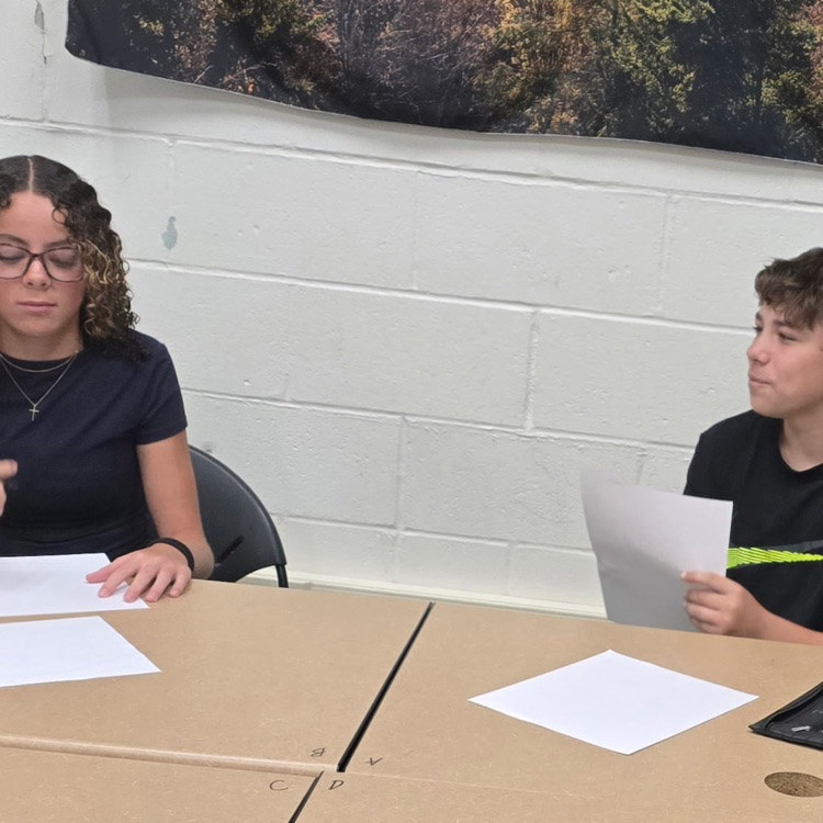 Communication plays an important role in most careers. 7th graders in Career Exploration practiced this soft skill by describing their bedrooms to a classmate who tried to draw it correctly. 